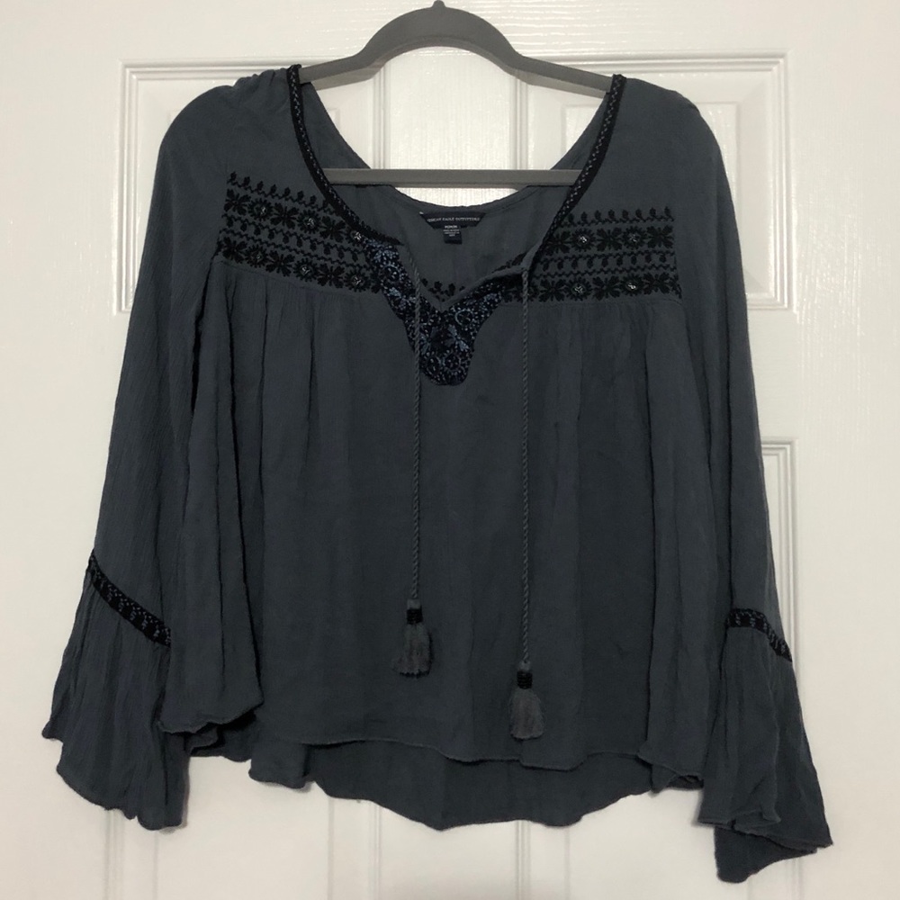 American Eagle Gray Top with Black Detail